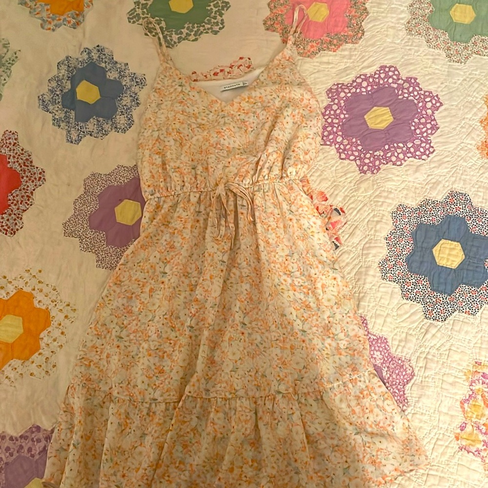 Floral Boutique Dress (tag says Staccato)